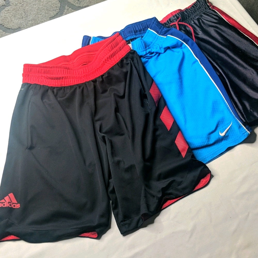3 pairs of boys Med basketball shorts